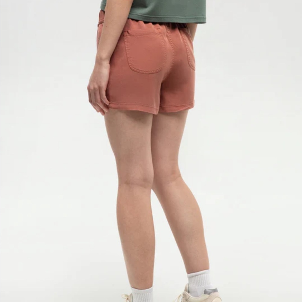 Ten Tree Instow shorts in Baked Clay - Picture 2 of 9